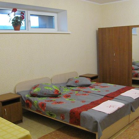 Hostel Classic Kherson Exterior photo