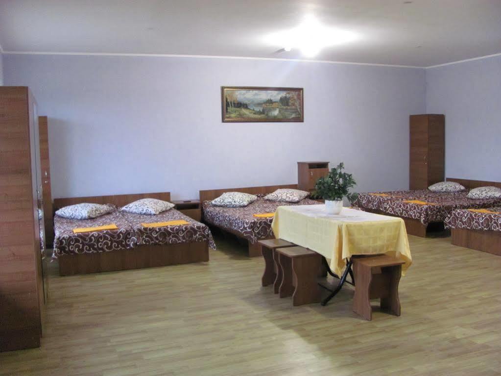 Hostel Classic Kherson Exterior photo